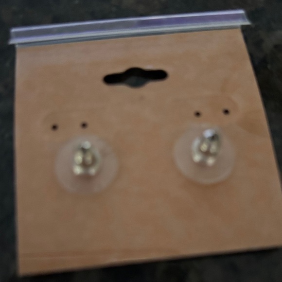 Sterling silver coral Diamond-Shaped Earrings - Picture 2 of 4